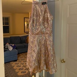 xs lulu’s sequin dress 🤍